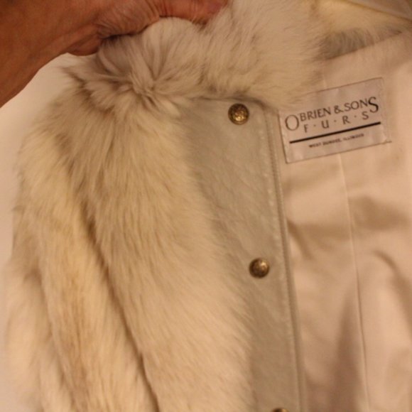 O'Brien & Sons Fox and Leather Coat - Picture 5 of 12